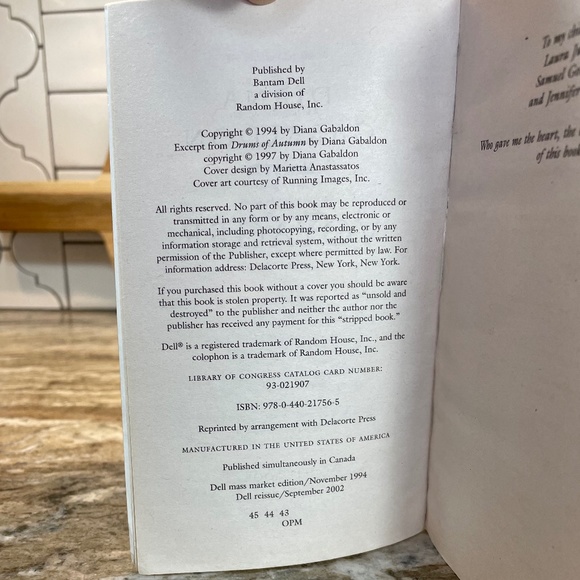 3 Books by Diana Gabaldon Outlander Paperback Used - Picture 5 of 15